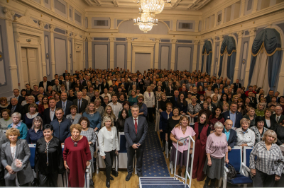 Торжественный вечер в честь первого празднования Дня профсоюзов в Иркутской области прошёл в атмосфере большого праздника Торжественный вечер в честь первого празднования Дня профсоюзов в Иркутской области прошёл в атмосфере большого праздника